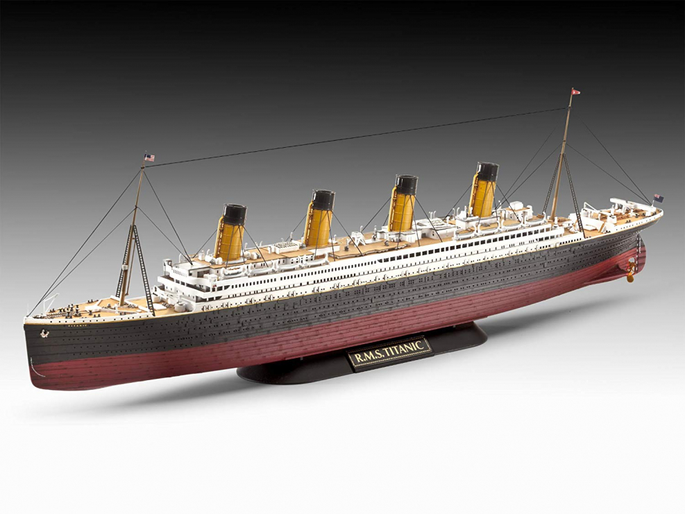 05727 Подарочный набор корабль Титаник Revell, 1/700+1/1200