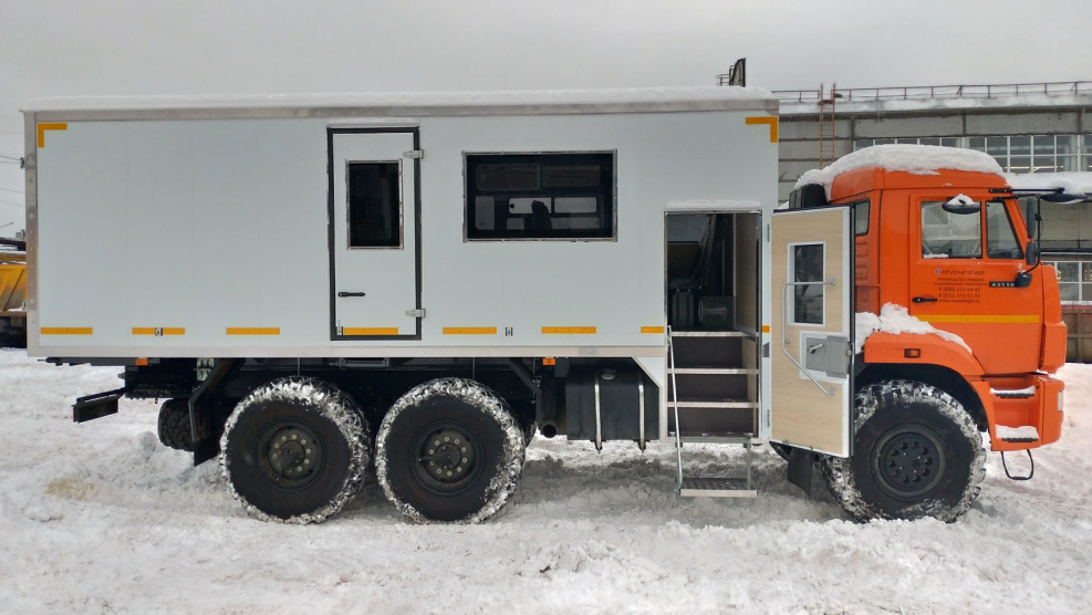 Автомобиль Урал Урал 3255