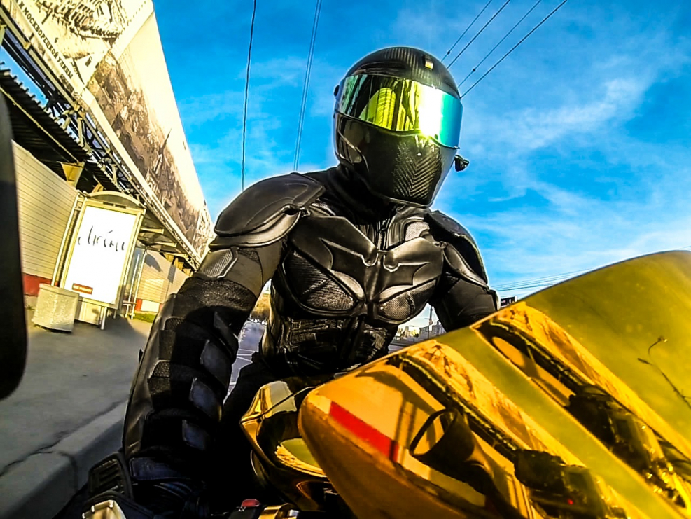 Gold r6 & GOPRO
