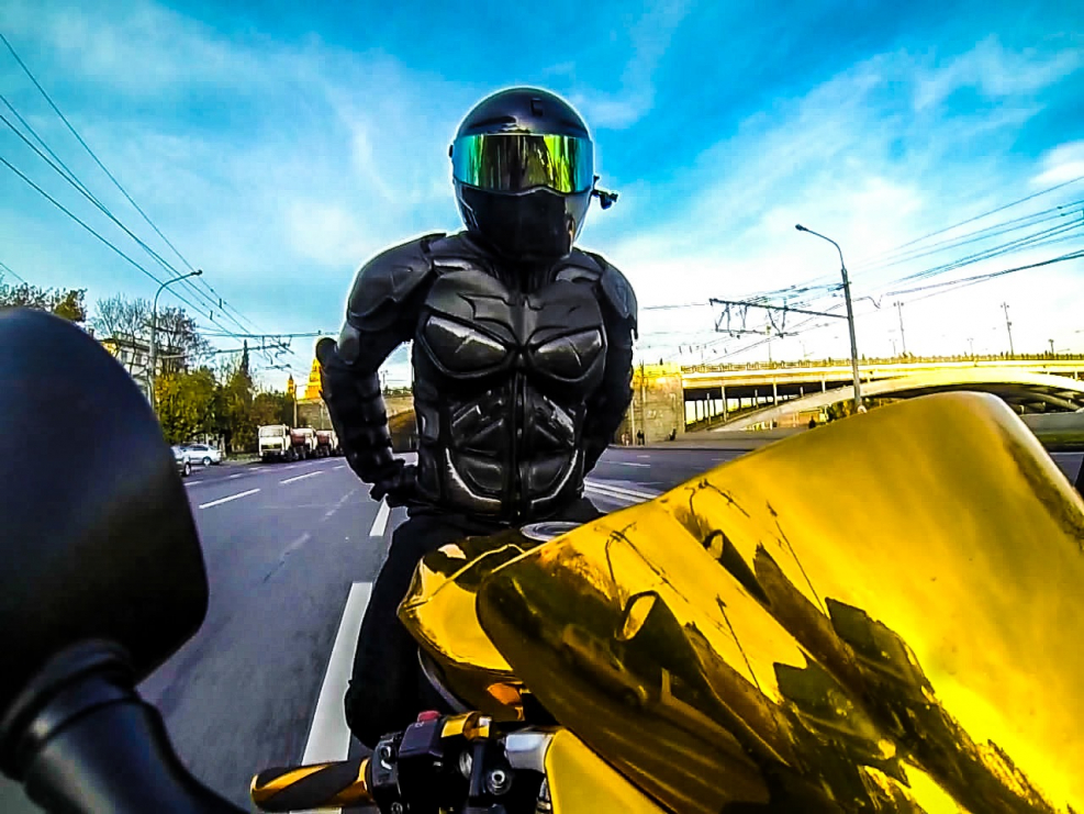 Gold r6 & GOPRO