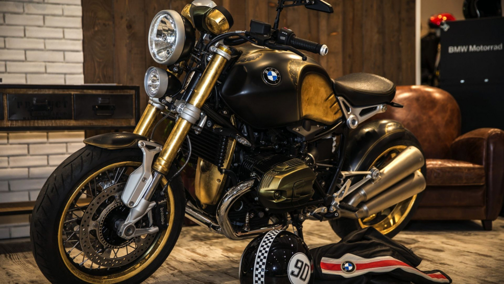 NINET BMW Gold