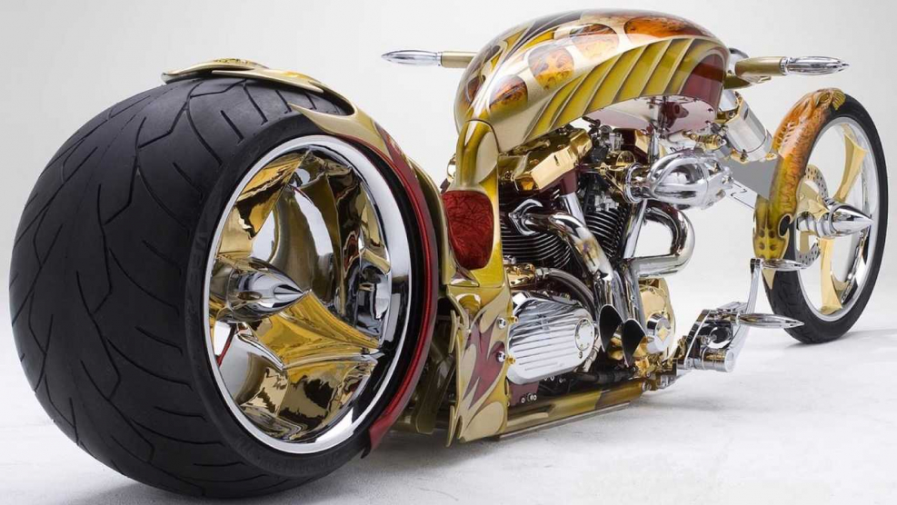 Yamaha Road Star BMS (золотой чоппер)