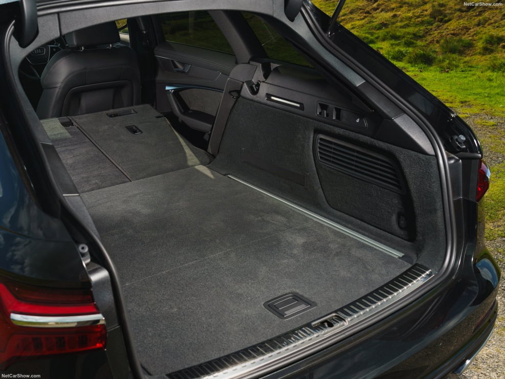 Audi a8 багажник