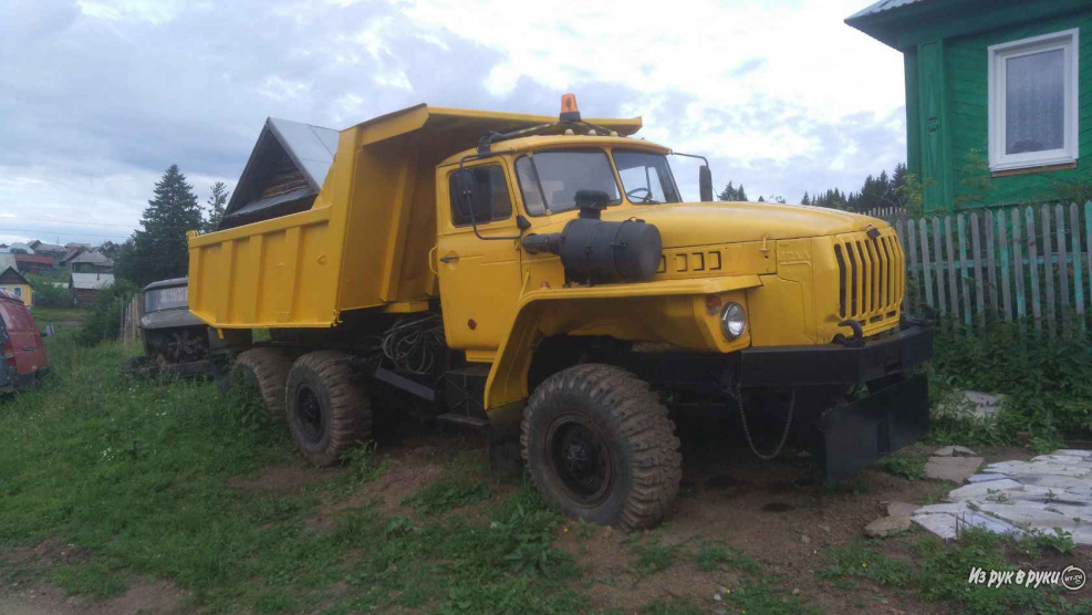 Урал 5557 КДМ