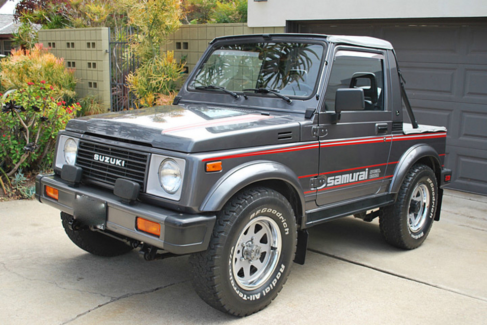 Suzuki Samurai 1977