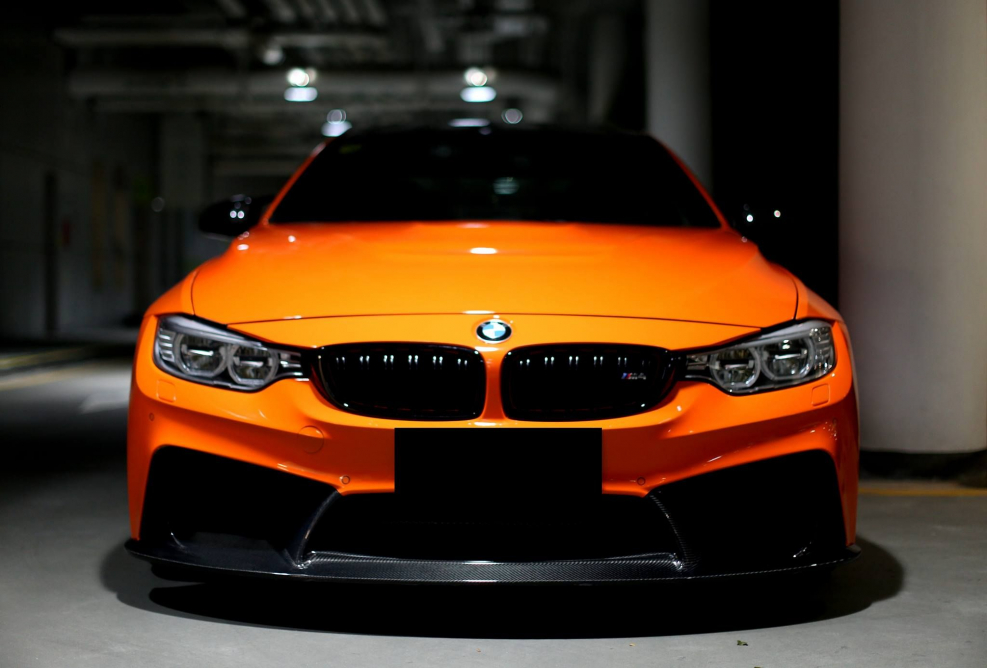 BMW m4 f82 Orange