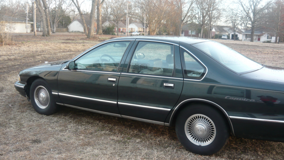 Unmarked Chevrolet Caprice 1992