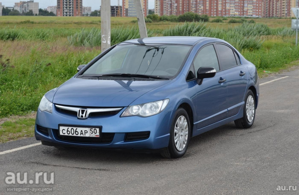 Honda Civic 8 4d