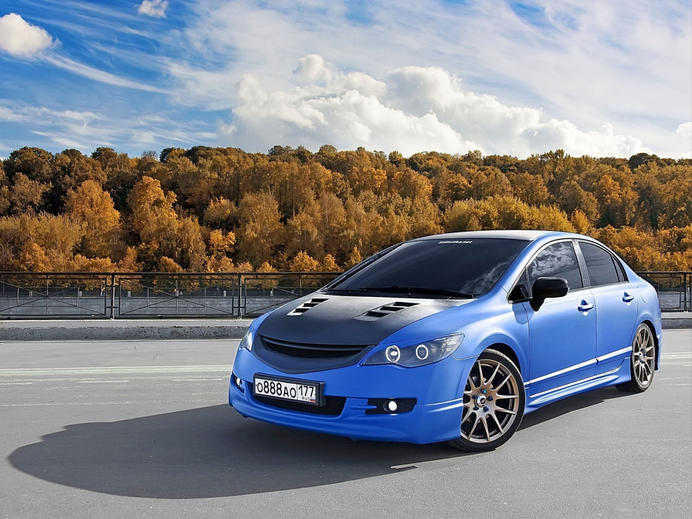 Honda Civic 8 4d