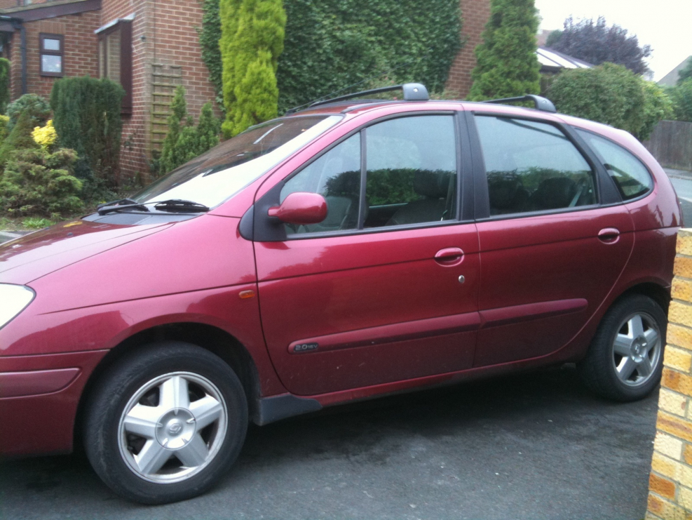Renault Scenic 2002 года