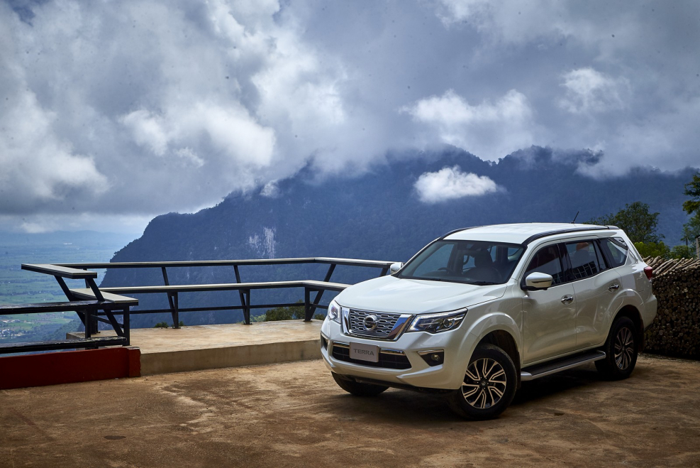 Nissan Terra 2022