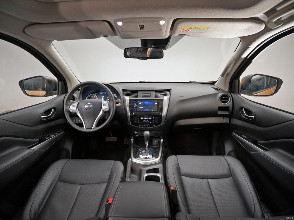 Nissan Terra 2018