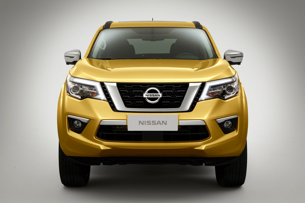 Nissan рамный внедорожник Terra