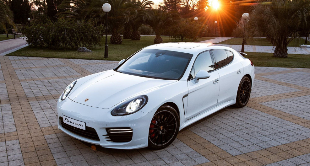 Porsche Panamera GTS