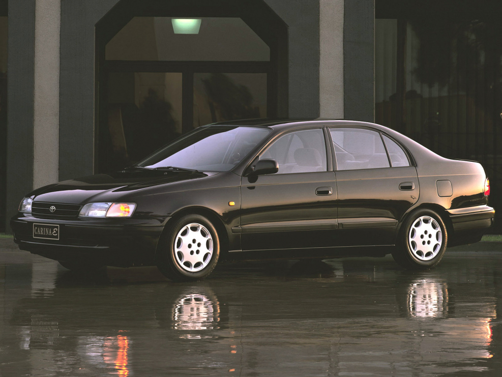 Toyota Carina e