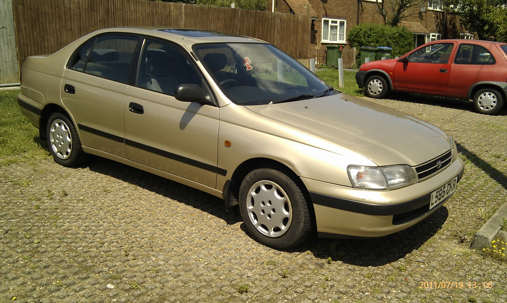 Toyota Carina e