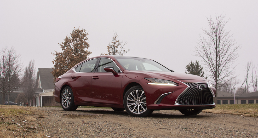 Lexus es 350 2019 черный