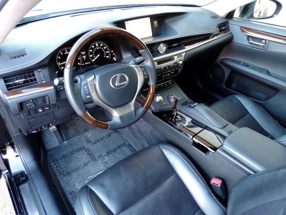 Лексус es 350 салон