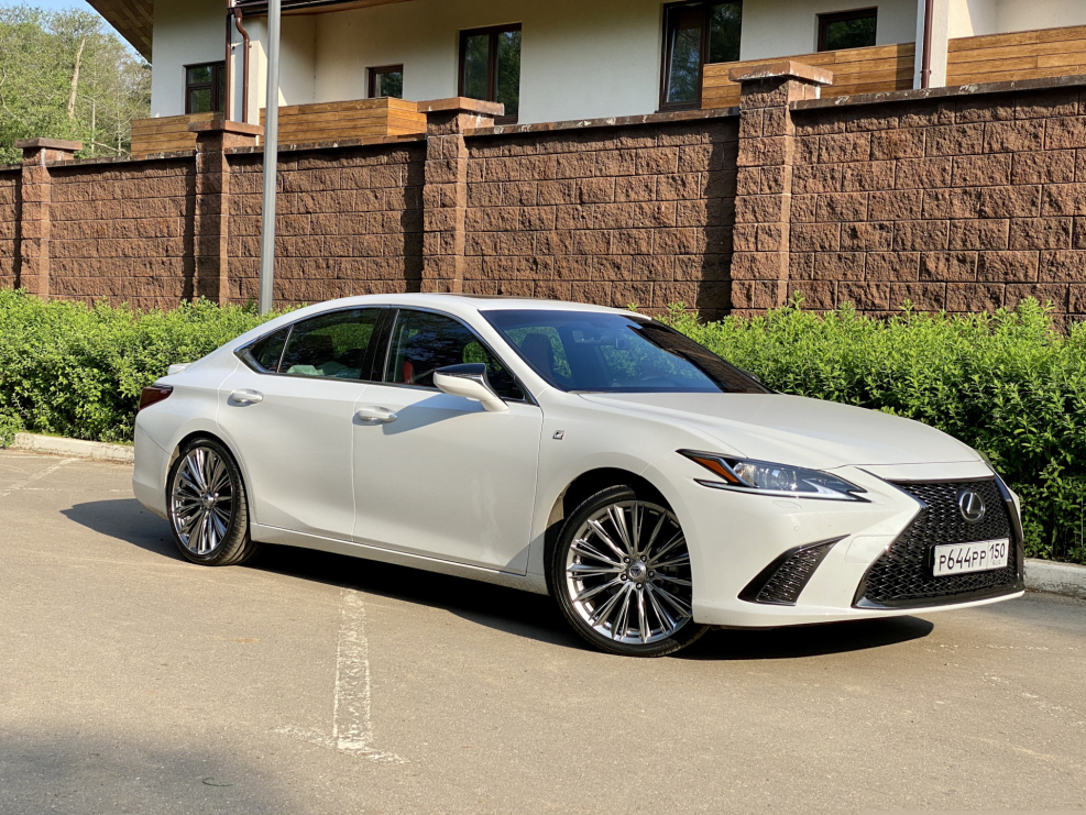Lexus es 250 f Sport 2020