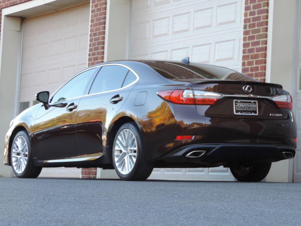Лексус es 350 Luxury