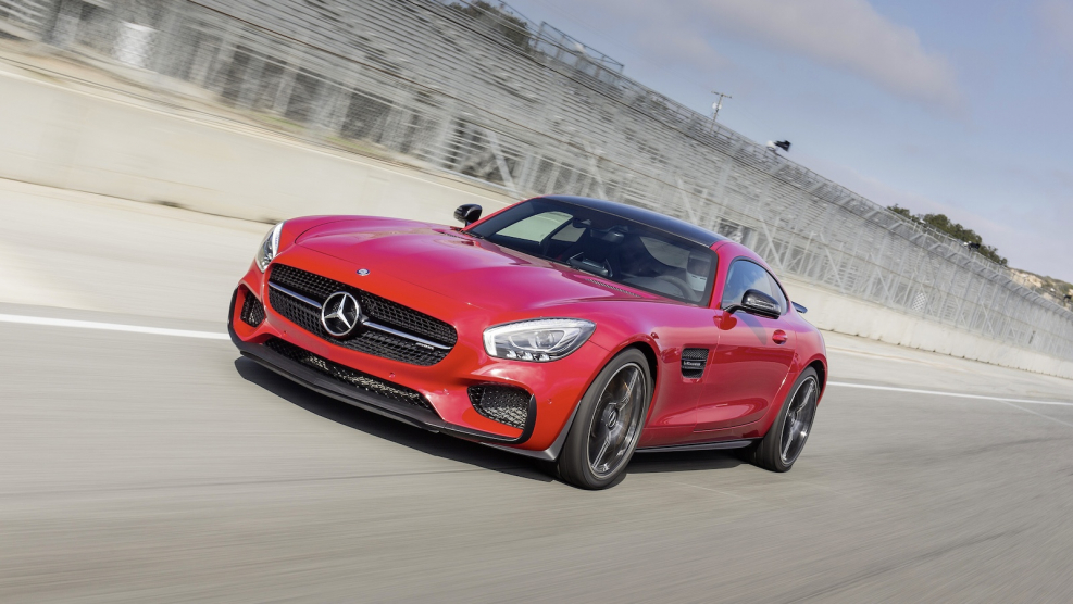 Мерседес-Бенц AMG gt 2020 зелёный