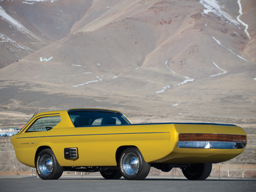 Dodge Deora 2