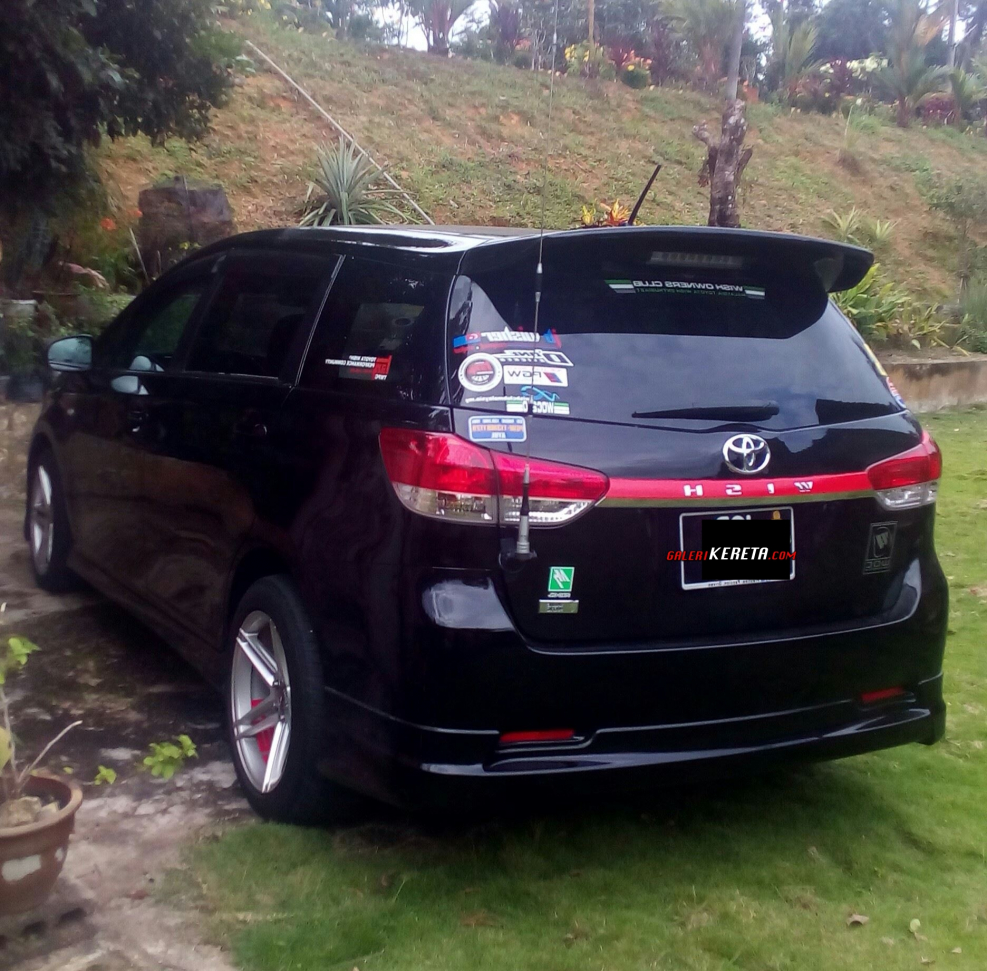 Toyota Wish 2010 Tuning