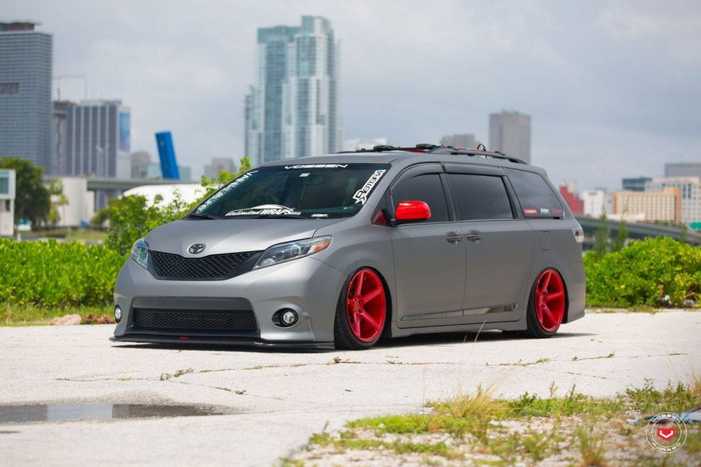 Toyota Wish 20 Vossen