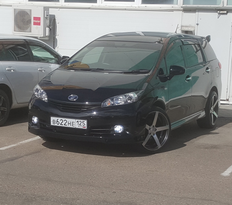 Toyota Wish 2010 Tuning