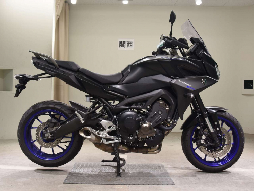Ямаха MT 09 Tracer
