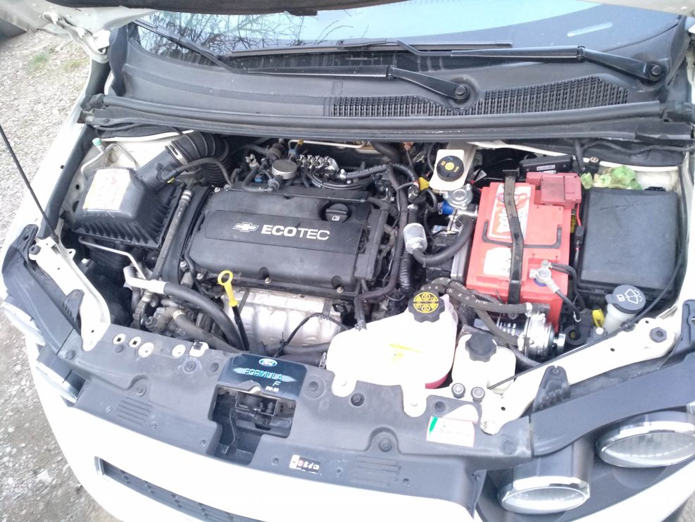 Подкапотка Авео т300