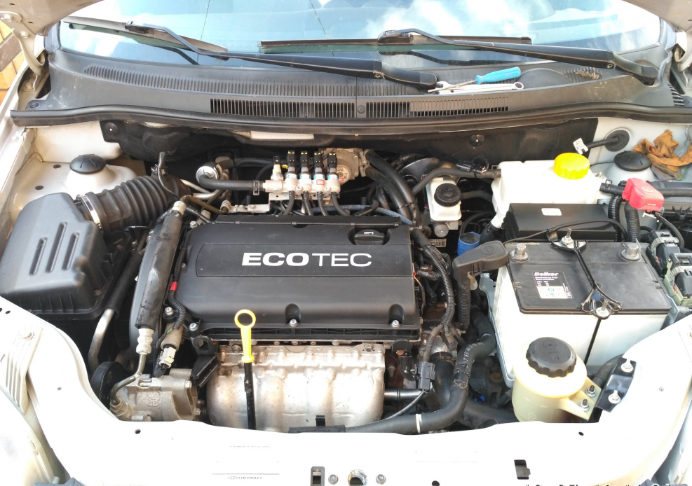 Подкапотка Авео т250 1.4