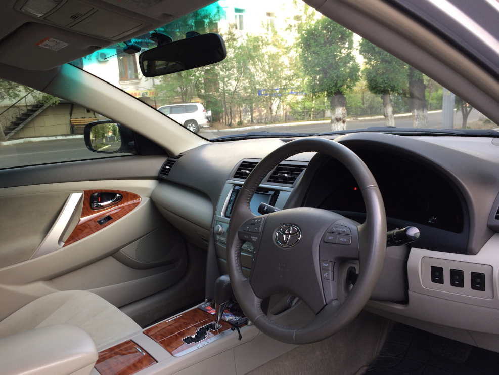 Toyota Camry v50 салон