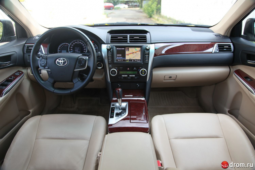 Toyota Camry 2014