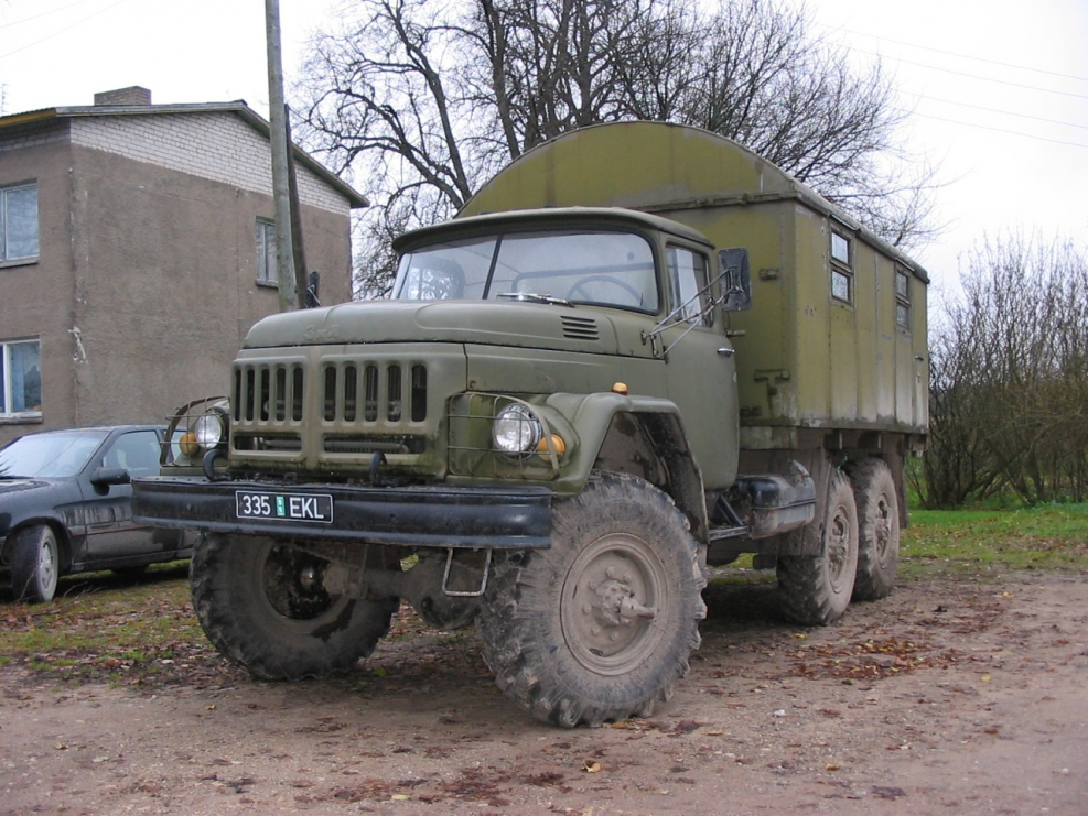 ЗИЛ 137б