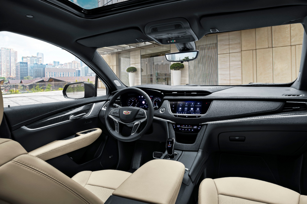 Кадиллак xt5 салон