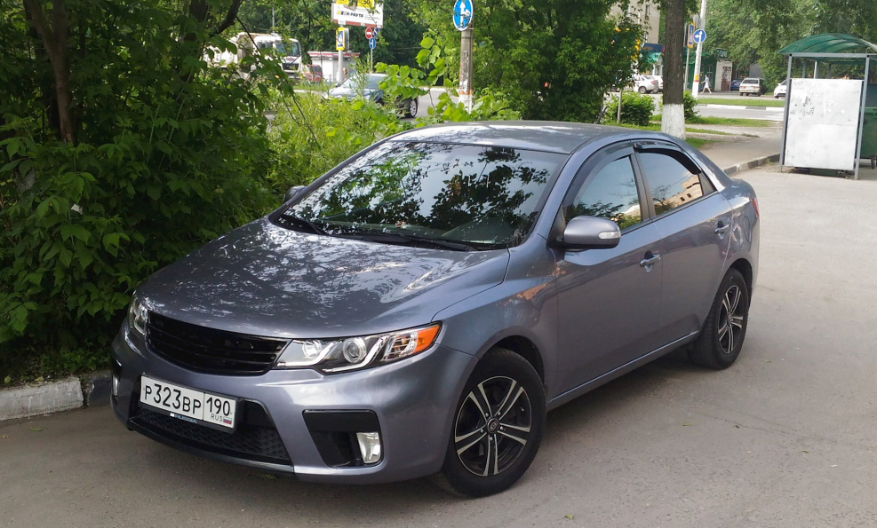 Kia Cerato Koup 2010 красный