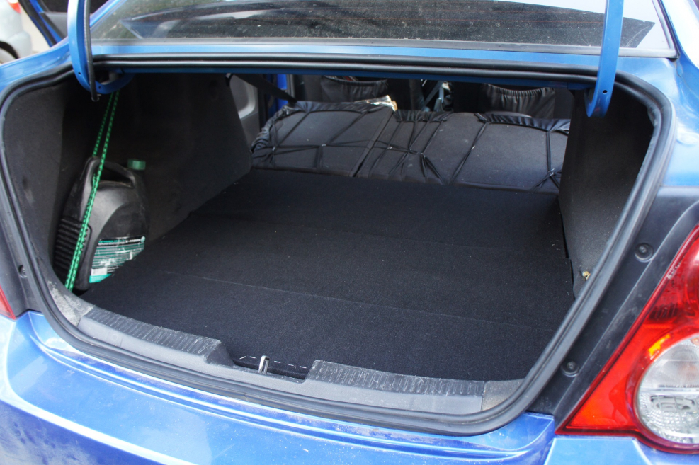 Chevrolet Aveo 2012 седан багажник