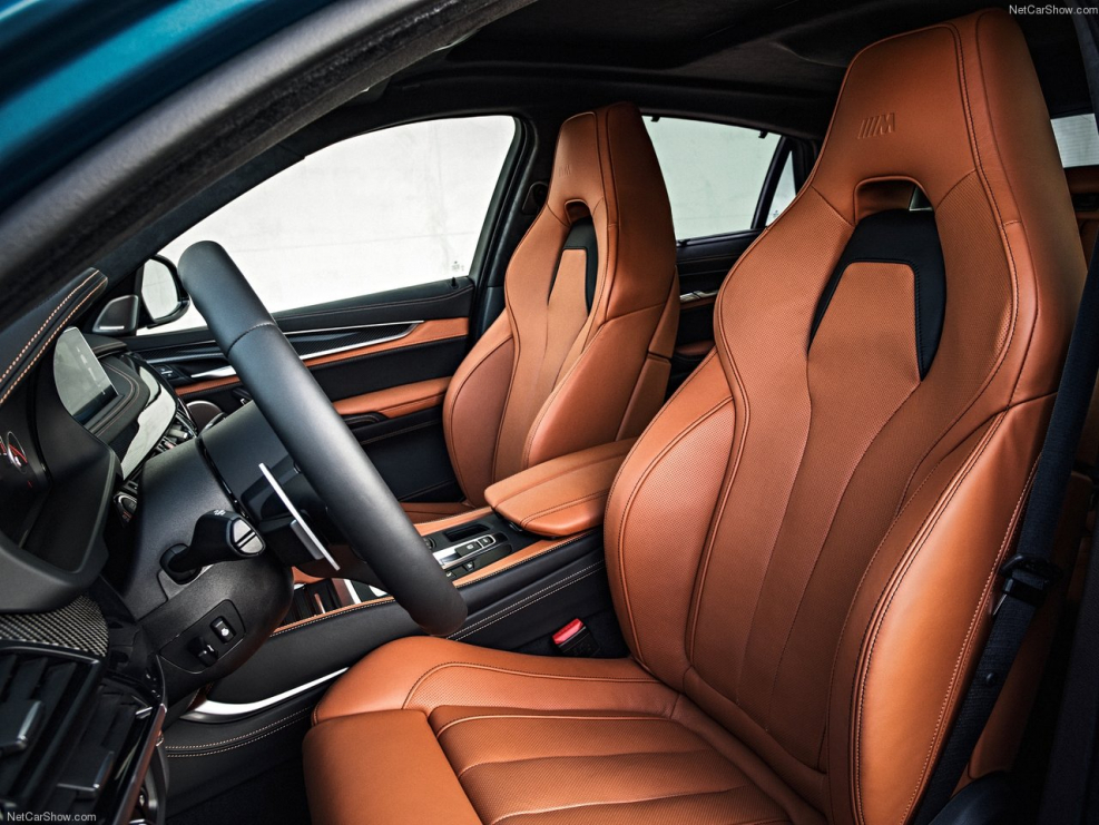 BMW x6m 2019 салон