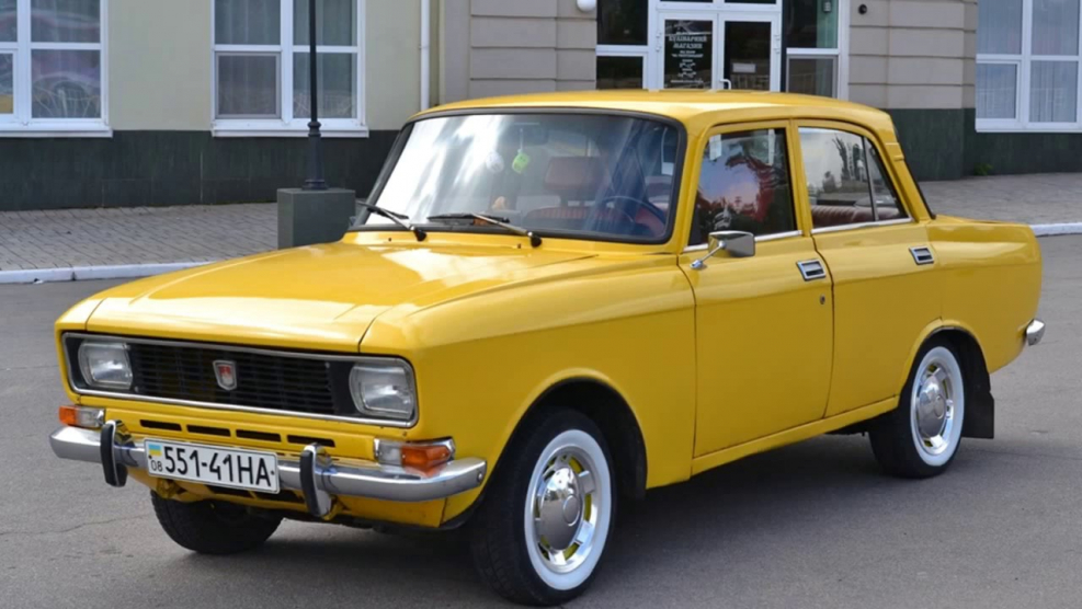 Автомобиль Москвич АЗЛК 2140