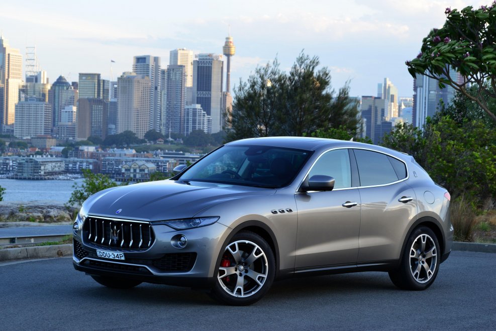 Кроссовер Maserati Kubang