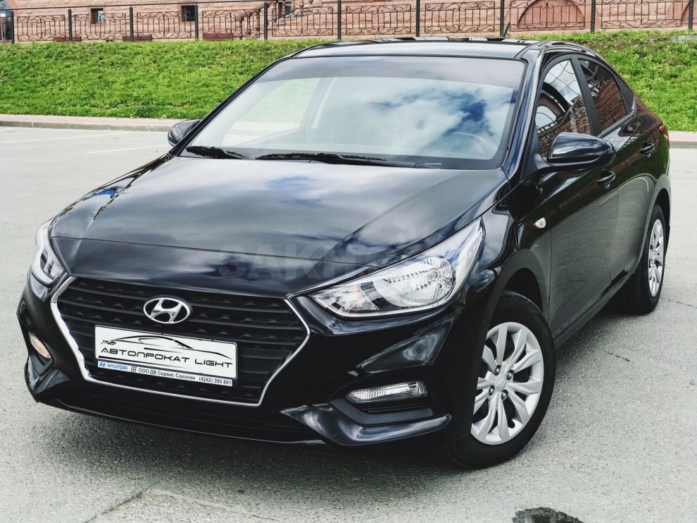 Hyundai Solaris sedan 1.4