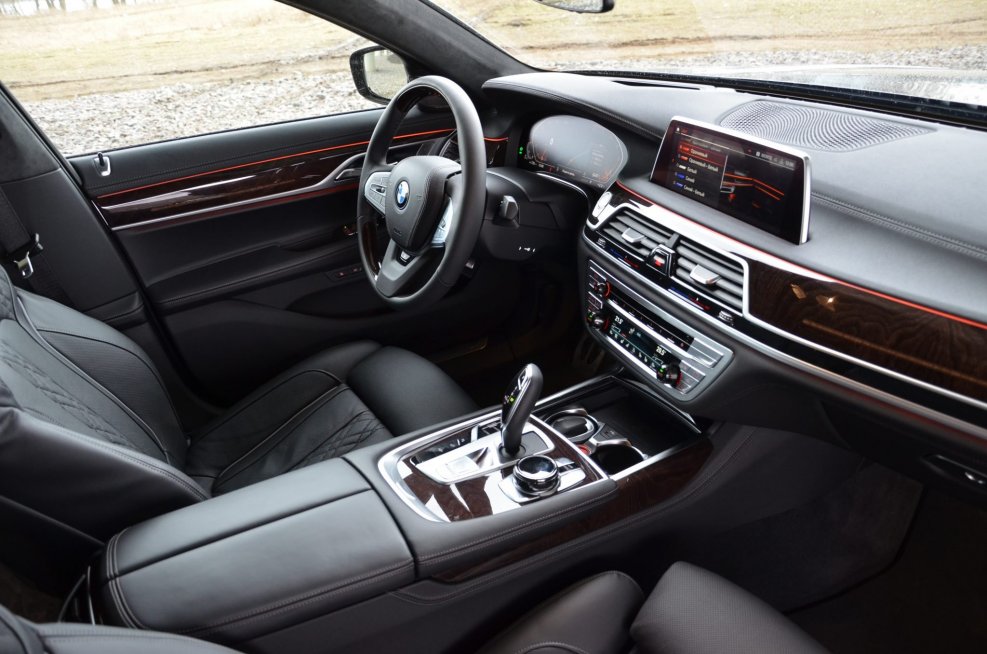 BMW m7 внутри