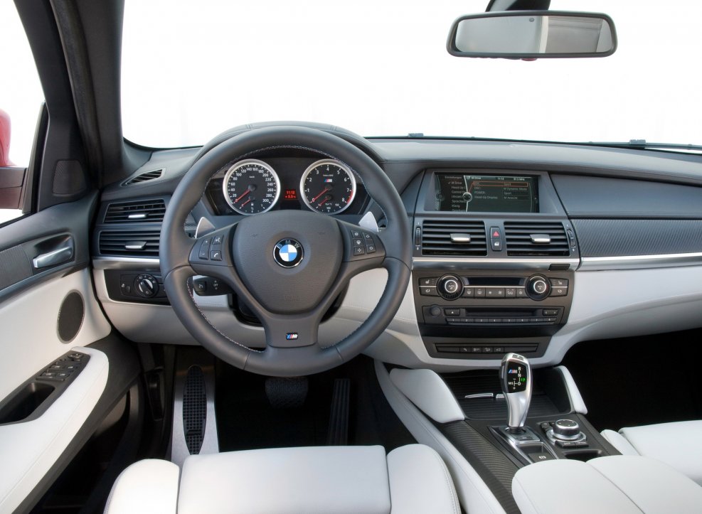 BMW x6 2012 салон