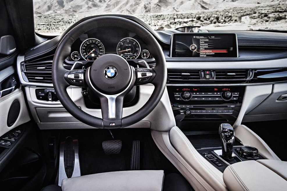 BMW x6 m Interior