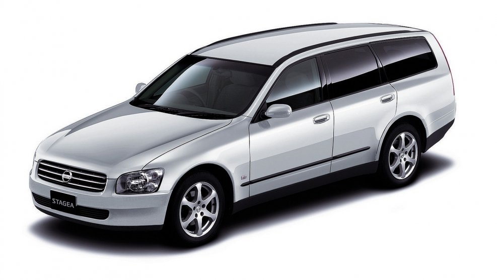 Nissan Stagea 3