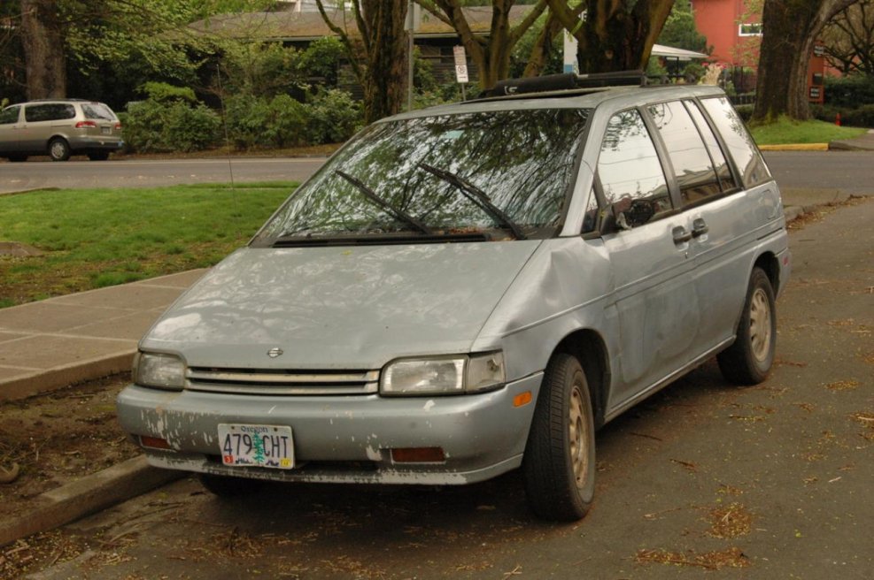 Nissan Odyssey 1990