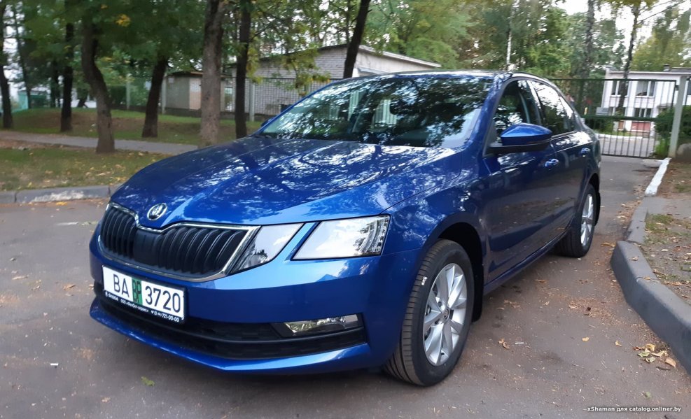 Skoda Octavia a7 синяя