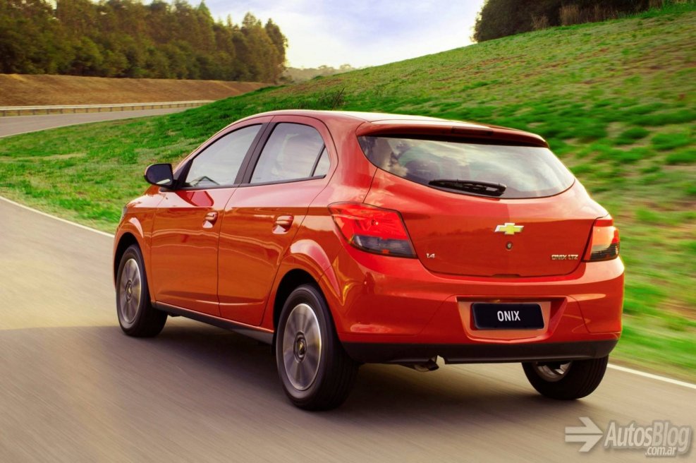 Chevrolet Onix 2012