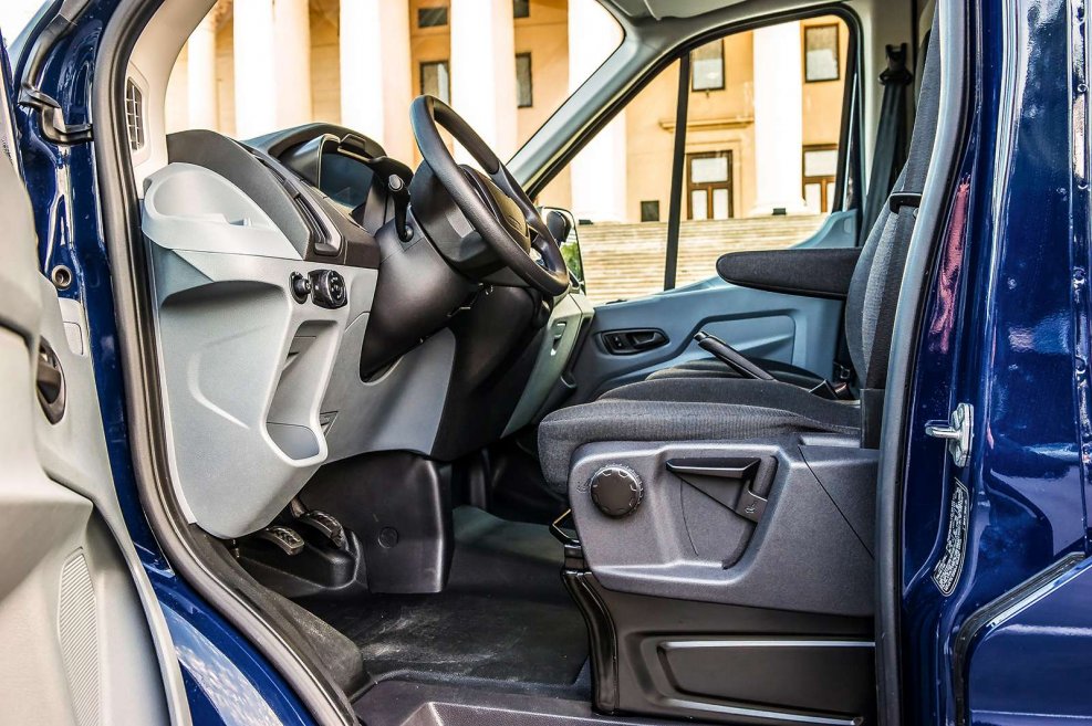 Ford Transit 2018 салон